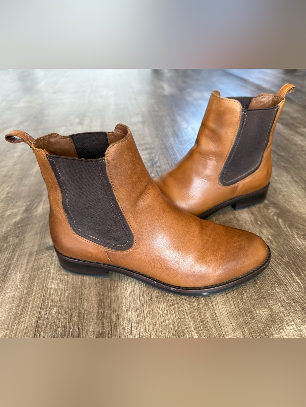 Thursday Duchess Tan Chelsea Boots Full Grain Leather Women’ Shoes Size 8.5